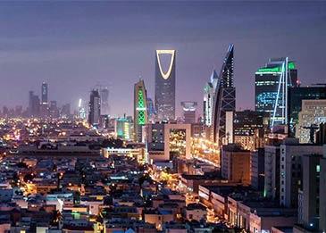 السعودية تُحقق في إغلاق محلات بالمملكة بالتزامن مع قرار التوطين في 4 أنشطة اقتصادية