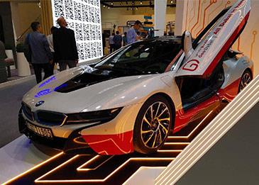 دبي تسدل الستار عن السيارة الجيومكانية الأولى من نوعها في العالم