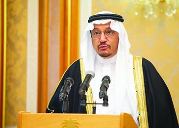 وزير التعليم السعودي يوجه بحل مشكلات المبتعثين