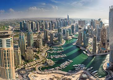 الإمارات تصدر طابعًا تذكاريًا يحمل صورة بابا الفاتيكان وشيخ الأزهر