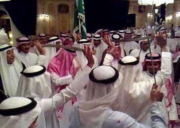 أغرب حفل زفاف في السعودية.. إضغط لمشاهدة الفيديو