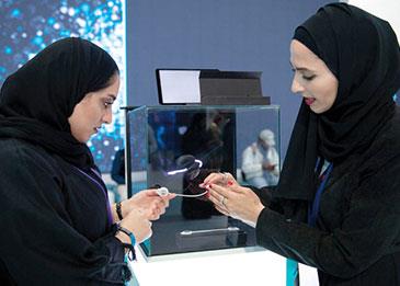 "الصحة الإماراتية" تطلق جهازًا ذكيًا لمراقبة نبضات القلب ومنصة صحية وقائية