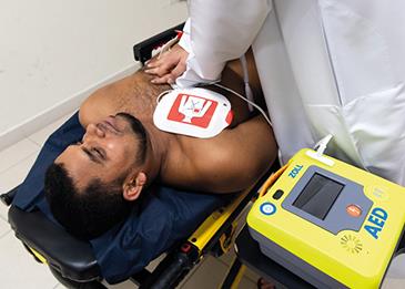مبادرة "مدينتي تسعفني" من أجل إنقاذ مصابي توقف القلب المفاجئ بدبي