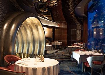 تمتع بعطلة غير اعتيادية تحت الماء مع Hotels.com