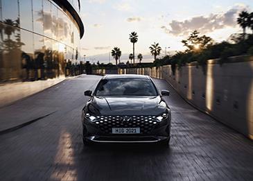 هيونداي أزيرا بحلتها الجديدة تصل إلى الأسواق الخليجية