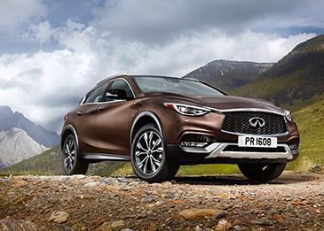 أول سيارة إنفينيتي QX30 تصل منطقة الشرق الأوسط