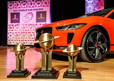 سيارة جاكوار I-PACE تفوز بثلاثية غير مسبوقة في جوائز سيارة العام العالمية 2019