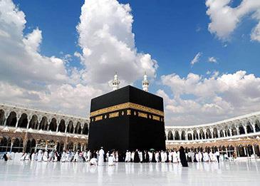 السعودية تعلن أنه لا يسمح بتكرار العمرة في رمضان