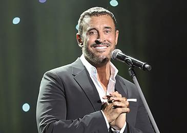 معجبة تُغضب كاظم الساهر