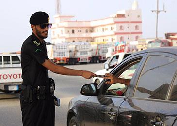 "تفويض شخص أخر لقيادة سيارتك" المرور السعودي يقدم خدمة جديدة للسائقين