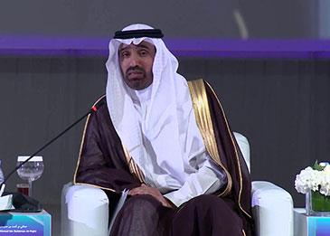 وزير العمل السعودي يحدد المهن الأكثر طلبًا في سوق العمل خاصة للنساء