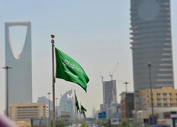 السعودية: الجهات العليا تأمر بسداد عقود عقارات الحكومة شهريًا