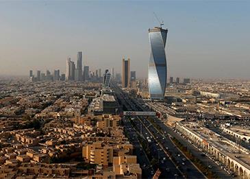 السعودية تطبق قرار حظر التدخين داخل أماكن العمل