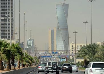 "العمل السعودية" تحدد ساعات العمل في القطاع الخاص خلال رمضان