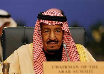 العاهل السعودي يمنع العقود الحكومية مع مكاتب الاستشارات الأجنبية