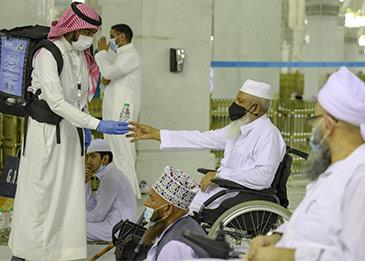 السعودية تخصص "مصلى" و"مداخل" لذوي الإعاقة بالمسجد الحرام