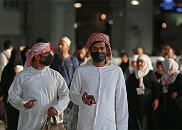 وزير الصحة السعودي يحذر من عدم ارتداء الكمامات