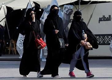 "العمل السعودية": إطلاق الدليل الخاص بتنظيم عمل المرأة خلال أيام