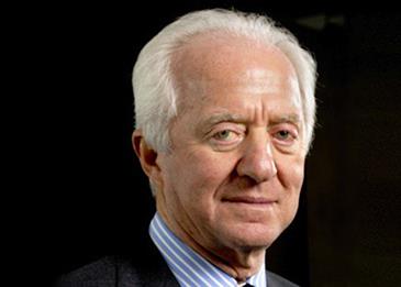 وفاة الملياردير "ليوناردو ديل فيكيو" صاحب أكبر إمبراطورية للنظارات في العالم