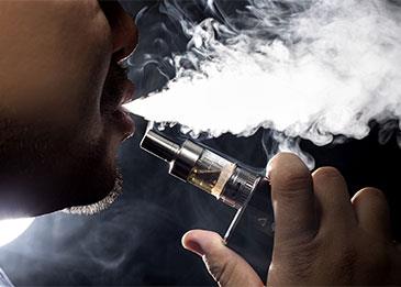3 أشياء يتعين عليك معرفتها قبل أن تبدأ في تدخين السجائر الإلكترونية