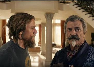 إطلالة النجم ميل جيبسون في Last Looks تعكس شخصيته غريبة الاطوار
