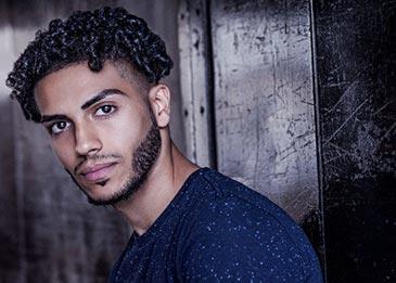 تعرف على نجم "علاء الدين" المصري ... مينا مسعود