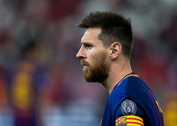 ميسي يكشف في خطاب حزين الأسباب التي منعته من العودة إلى برشلونة