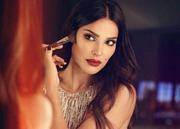 نادين نسيب نجيم من دون مكياج وشعر مصفف ... والمعجبين بصدمة!