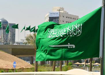 السعودية تحذر من سوء استخدام التصوير وانتهاك الحق في الخصوصية
