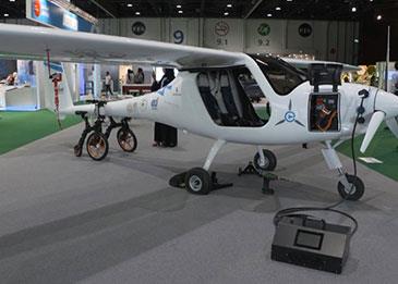 للمرة الأولى في الشرق الأوسط... الإمارات تسمح لسكانها بقيادة طائرات كهربائية بأنفسهم