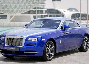 بالصور... 3 طرز استثنائية من "رولز- رويس" في أبوظبي