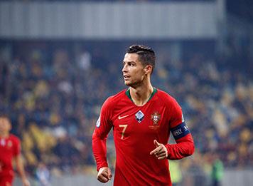 رونالدو يكشف أنه قد يعتزل قريباً