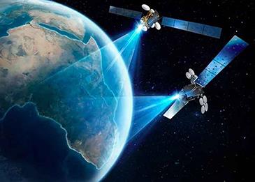 شركة تحصل على 13.5 مليون دولار لتصنيع قمر صناعي لإرسال شبكة إنترنت