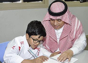 فيديو يوثق بدء المدارس في عسير بتدريس اللغة الصينية