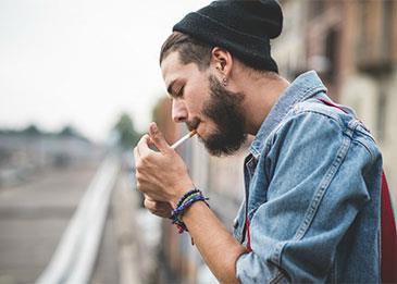 إلى كل المدخنين، هذه باقة من النصائح الرمضانيّة التي تمنع العصبيّة من التسلل إليك