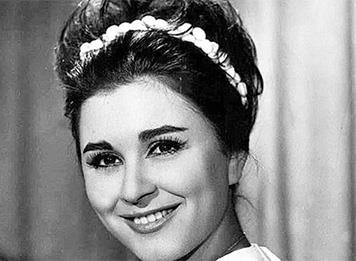 بعد ضجة الرسالة المكتوبة بخط يد سعاد حسني حفيد عبد الحليم يرد