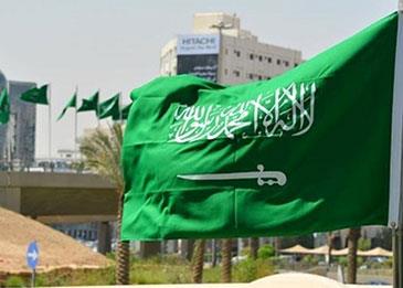 السعودية تفرض غرامة على إشغال المقاعد المخصصة لكبار السن وذوي الاحتياجات