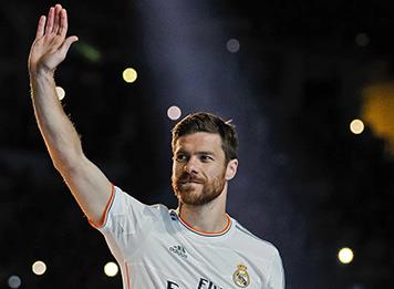 تشابي ألونسو في ريال مدريد قبل انطلاق كأس العالم للأندية
