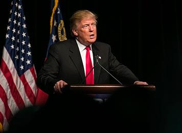 نزال قتالي داخل البيت الأبيض للمرة الأولى في التاريخ