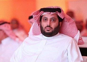 تركي آل الشيخ يسخر من شائعات وفاته بمقطع فيديو طريف