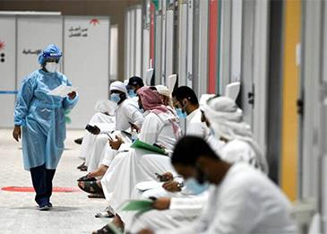 الإمارات تلزم الجميع بالإبلاغ عن الإصابة بفيروس كورونا
