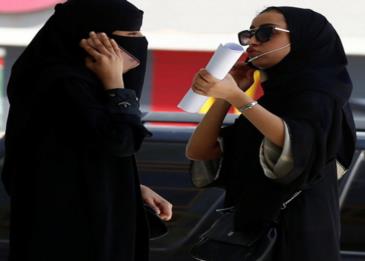 هكذا تعاملت إمراة سعودية مع خادمتها بعد سرقة مبلغ مالي