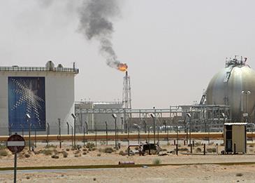 السعودية أكبر مورد للنفط إلى الهند