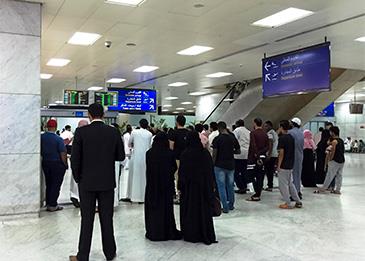 "السعودية" تفرض غرامة 3 آلاف ريال على كل تأخر في دفع مستحقات العمال