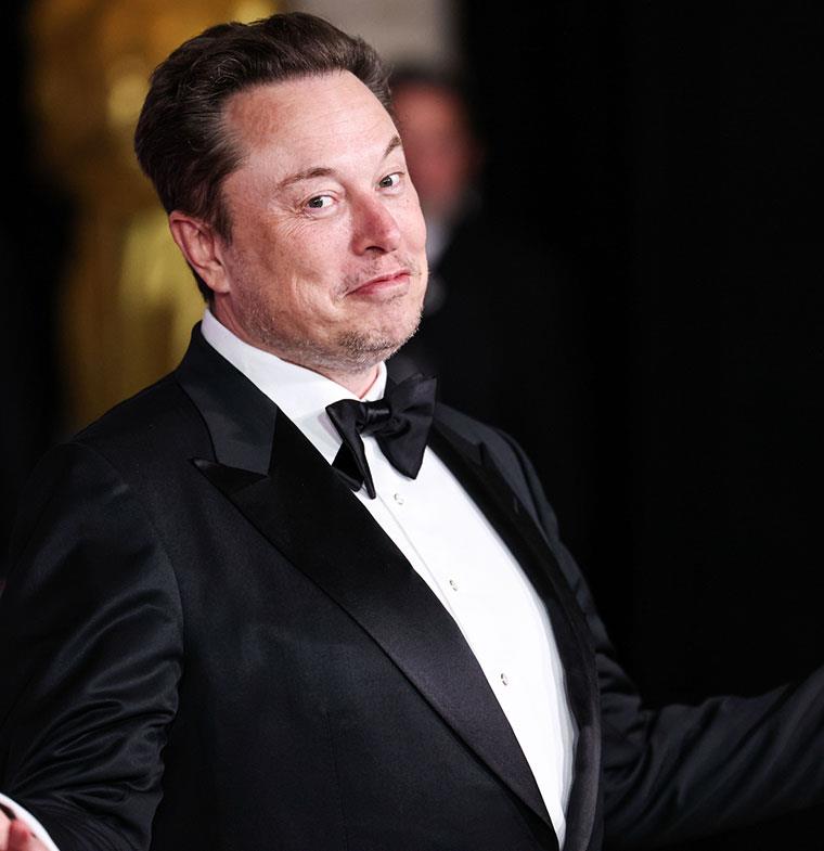 ماسك يصبح أول شخص تقدر ثروته بنحو 500 مليار دولار