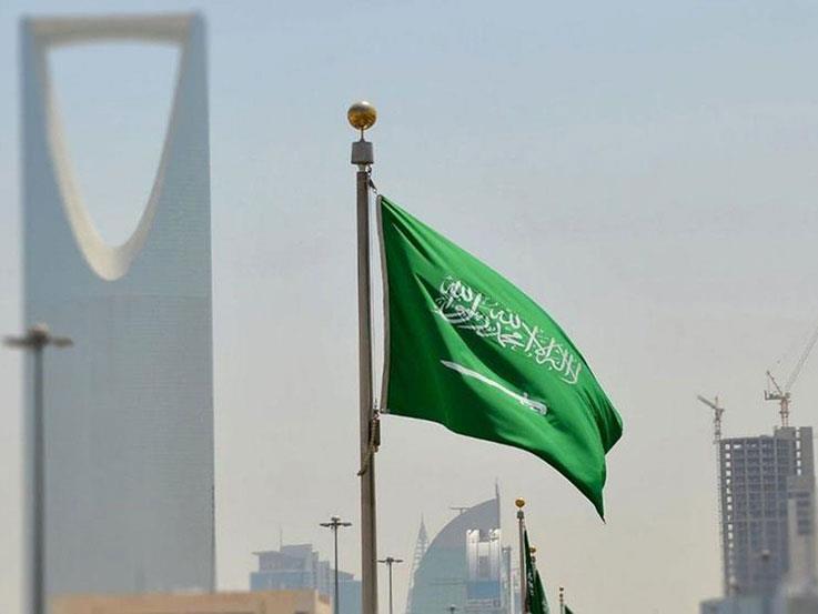 "الحج والعمرة": السماح للسعودي والمقيم باستضافة 5 معتمرين قريبًا
