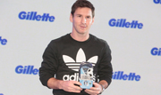 "ميسي" السفير العالمي الجديد لـ "Gillette"