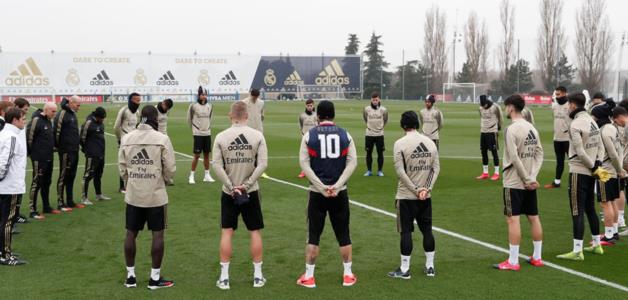 ريال مدريد يقف دقيقة حداد على أسطورة كرة السلة كوبي براينت
