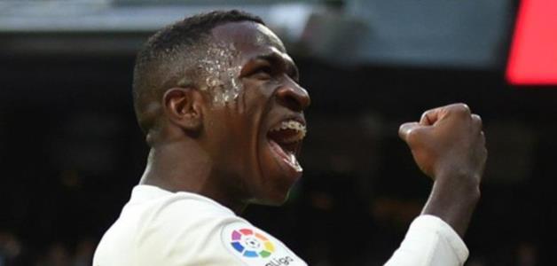 فينيسيوس جونيور يحدد مستقبله مع ريال مدريد