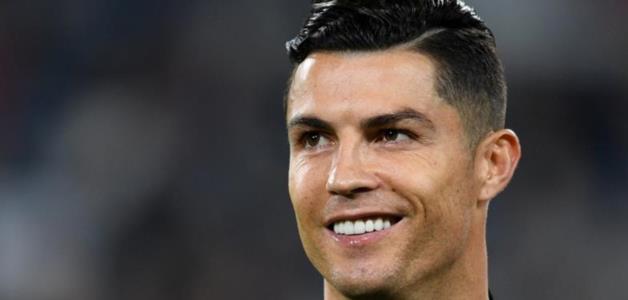 "لا يتناسب مع سياستنا" رئيس بايرن ميونيخ يرفض ضم رونالدو